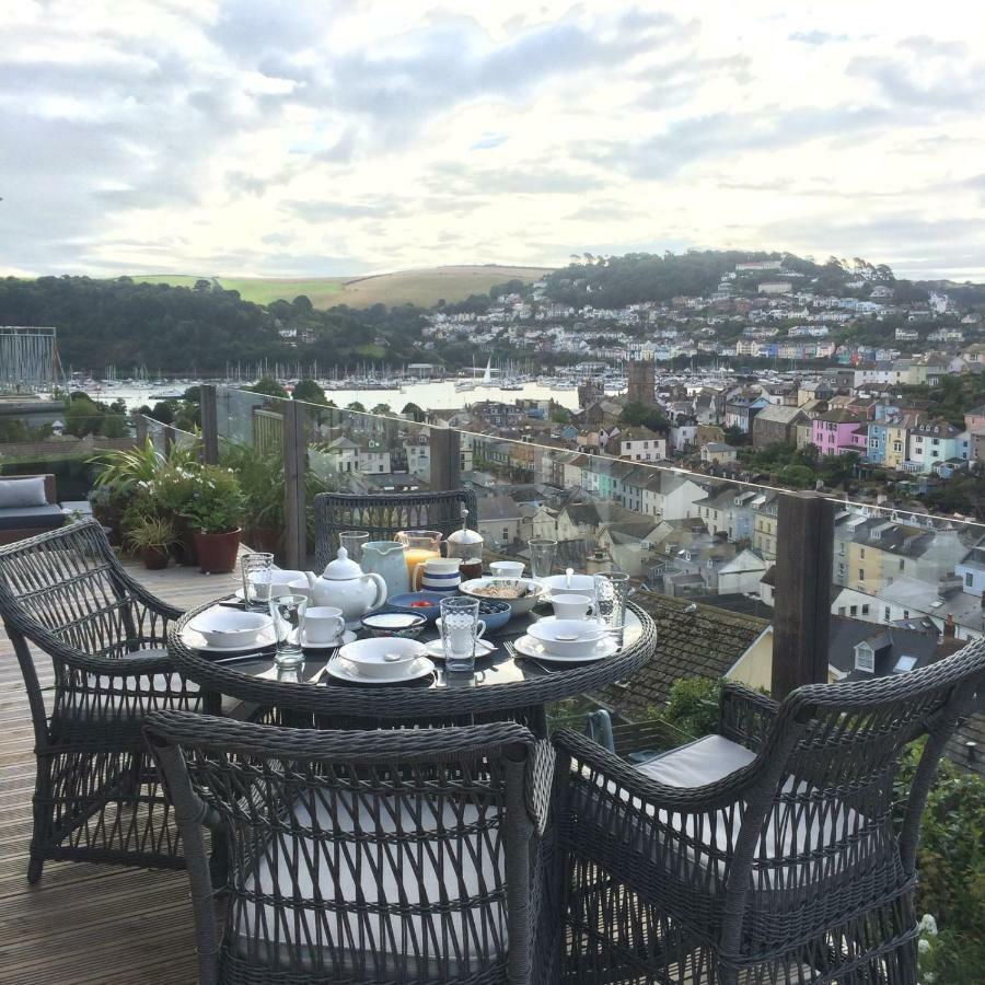 Bed and Breakfast Compass Rose Dartmouth Exteriér fotografie
