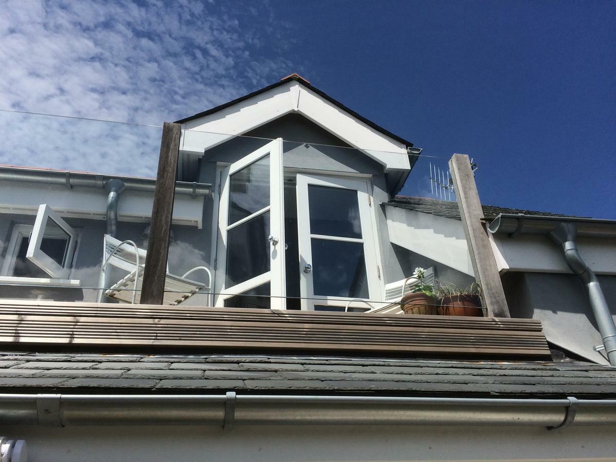 Bed and Breakfast Compass Rose Dartmouth Exteriér fotografie