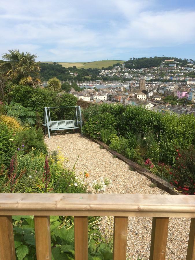 Bed and Breakfast Compass Rose Dartmouth Exteriér fotografie